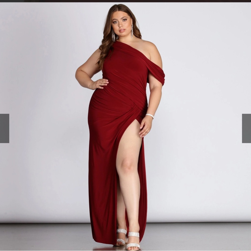Windsor Red One Shoulder Dress